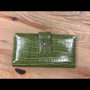 Green wallet with frog clasp